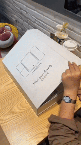 LumiAyna™ Pro – LED Işıklı Profesyonel Makyaj Aynası